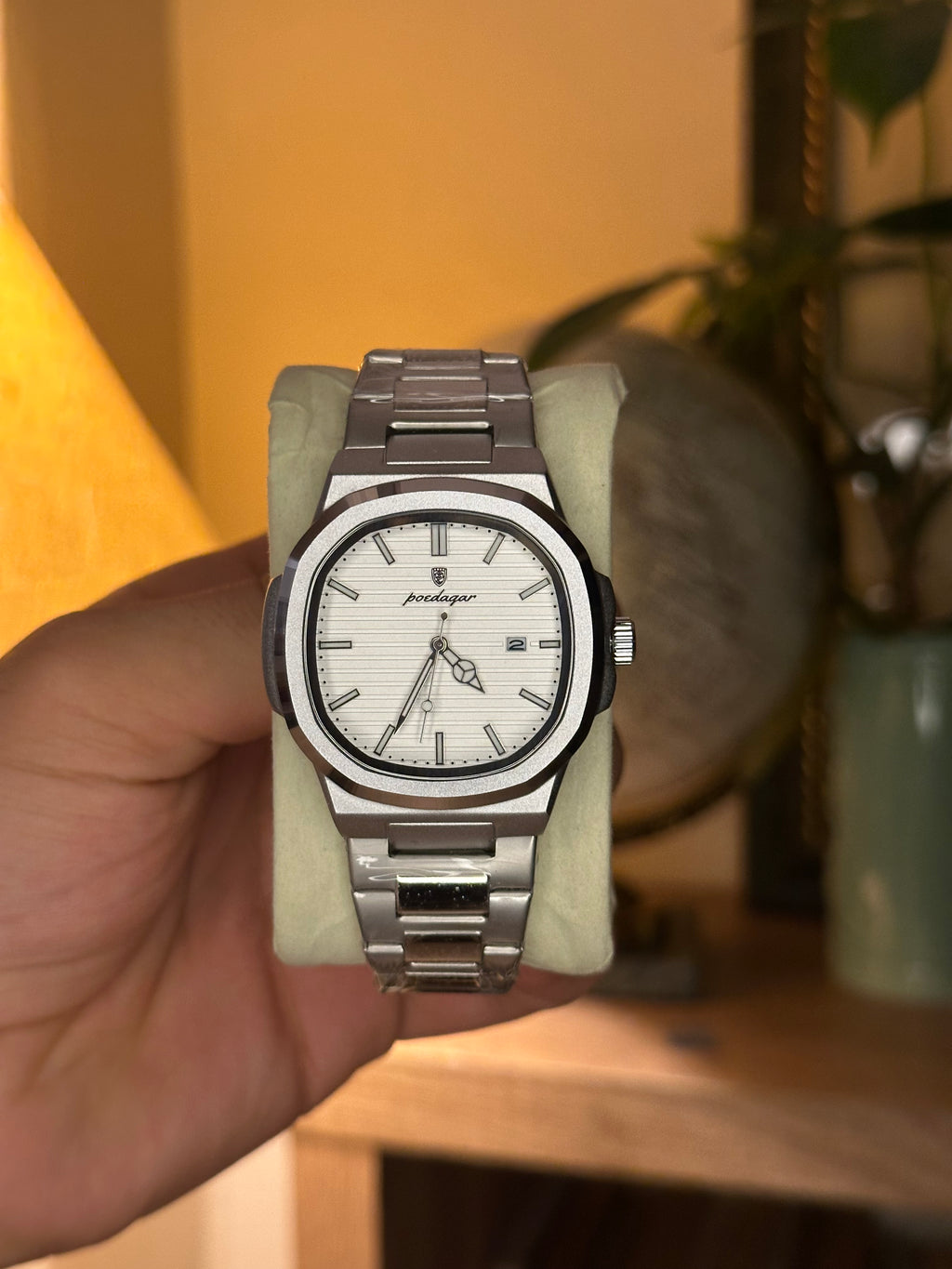 Poedagar 613 (Patek Philippe Nautilus).
