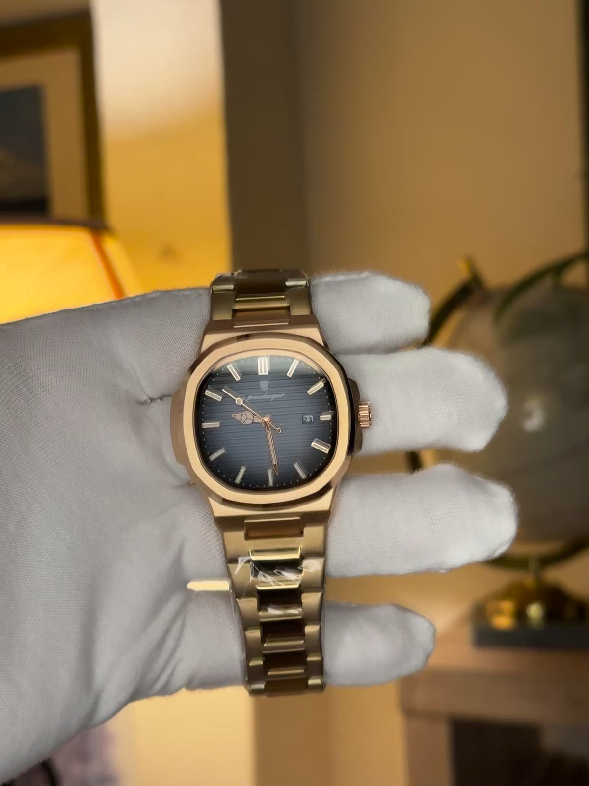 Poedagar 613 (Patek Philippe Nautilus).